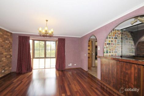 Property photo of 17 Broderick Road Carrum Downs VIC 3201