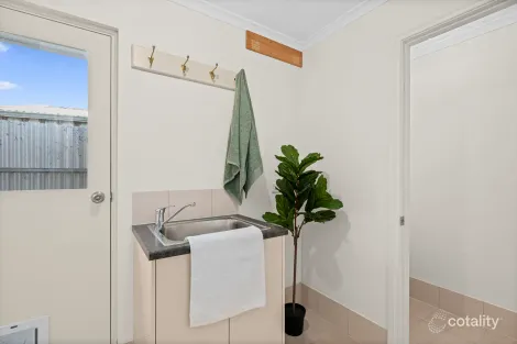 Property photo of 33 Norseman Street Port Noarlunga South SA 5167