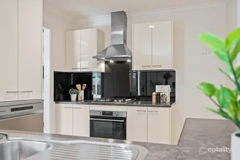 Property photo of 33 Norseman Street Port Noarlunga South SA 5167