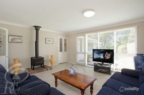 Property photo of 2 Hind Place Chipping Norton NSW 2170