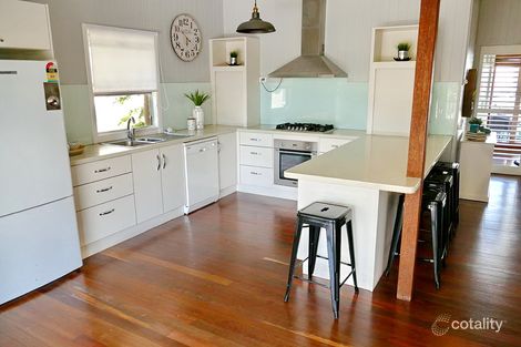 Property photo of 105 Waterview Avenue Wynnum QLD 4178