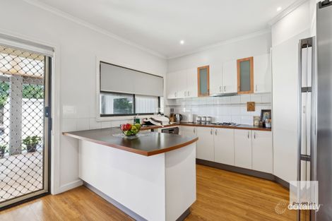 Property photo of 65 Jade Way Hillside VIC 3037