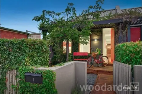 1 Beaconsfield Pde, Northcote, VIC 3070