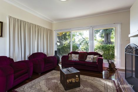 Property photo of 111 Beverley Hill Street Moorooka QLD 4105