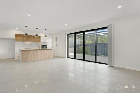 Property photo of 24 Ryhope Street Mount Hutton NSW 2290