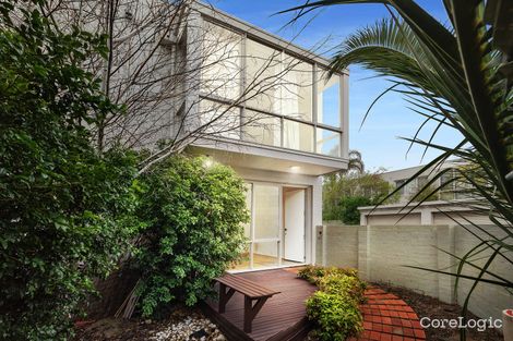 Property photo of 2/36-38 Marine Parade St Kilda VIC 3182