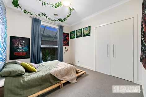 Property photo of 47 Northumberland Circuit Craigieburn VIC 3064