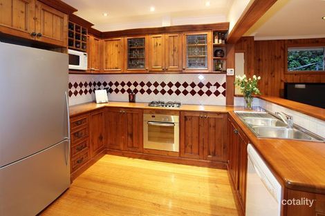Property photo of 10 Hilary Grove Bentleigh East VIC 3165