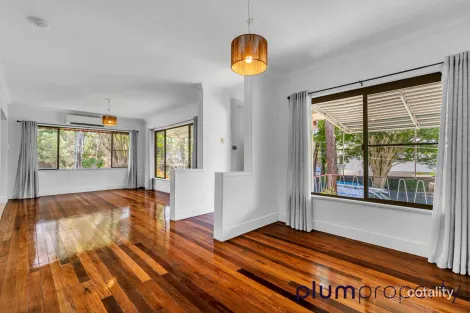 98 Market St, Indooroopilly, QLD 4068