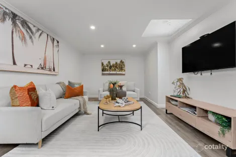 Property photo of 8 Broadbent Court Chelsea Heights VIC 3196