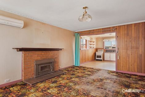 Property photo of 1 Van Diemens Crescent Park Grove TAS 7320