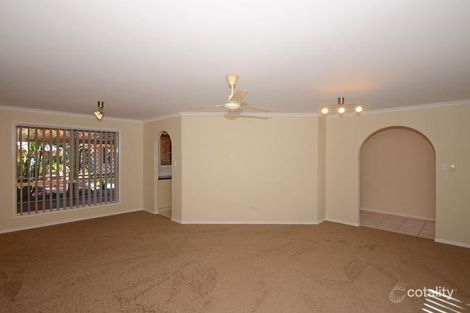 Property photo of 18 Aqualine Drive Point Vernon QLD 4655