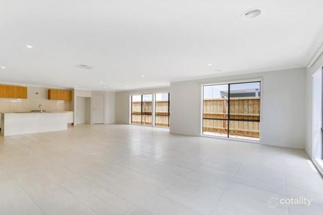 Property photo of 16 Beckett Way Williams Landing VIC 3027