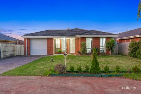 Property photo of 19 Glenaire Crescent Cranbourne West VIC 3977