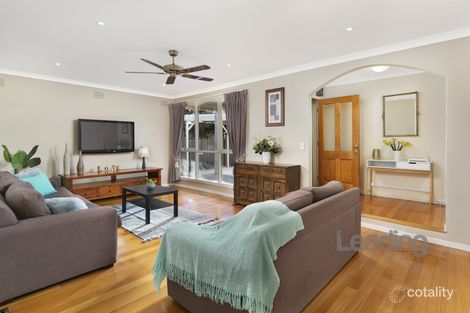 Property photo of 21 Gilchrist Crescent Sunbury VIC 3429