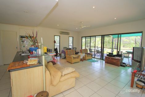 Property photo of 2531 Round Hill Road Round Hill QLD 4677