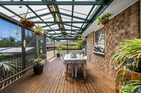 Property photo of 73 Pine Drive Aberfoyle Park SA 5159