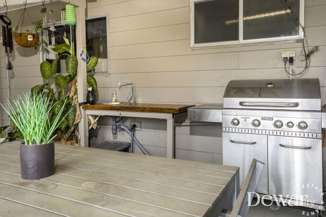 Property photo of 23 Gillian Street Beachmere QLD 4510