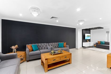 Property photo of 2 Emu Close Bossley Park NSW 2176
