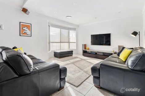 Property photo of 43 Greenway Drive West Hoxton NSW 2171