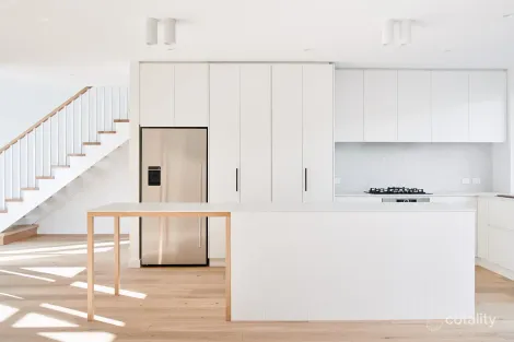 2/1 Oak Gr, Brighton, VIC 3186