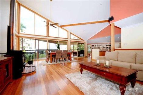 Property photo of 9 Rangeview Road Blue Mountain Heights QLD 4350