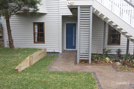 140 Fairfield Rd, Fairfield, QLD 4103