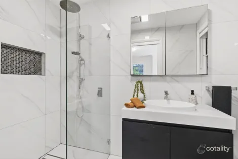 Property photo of 4 Hawkridge Place Dural NSW 2158