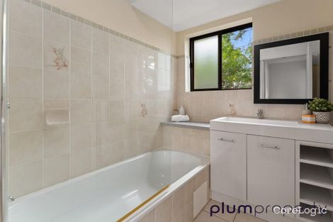 Property photo of 1/40 York Street Indooroopilly QLD 4068