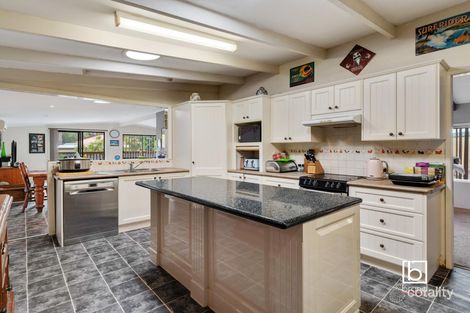 Property photo of 259 Tuggerawong Road Tuggerawong NSW 2259