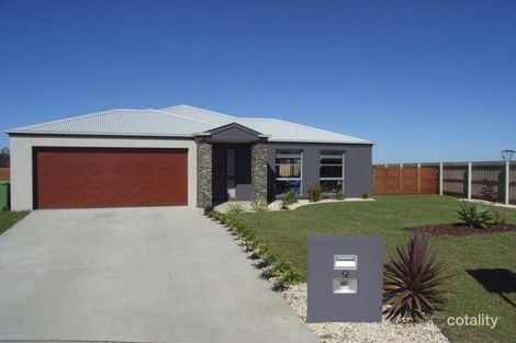9 Sunset Bvd, Paynesville, VIC 3880