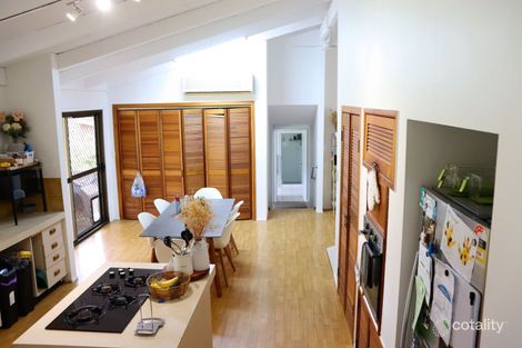 Property photo of 2 Daphne Street Southside QLD 4570