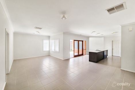 Property photo of 90 Eltham Parade Manor Lakes VIC 3024