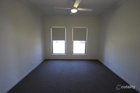Property photo of 2 Hirono Close Leichhardt QLD 4305