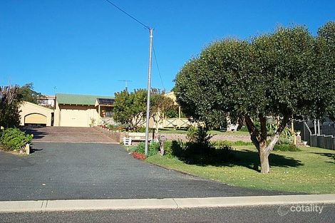 Property photo of 13 Ivanhoe Crescent Falcon WA 6210