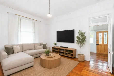 Property photo of 47 Brisbane Street Annerley QLD 4103
