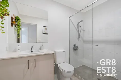 Property photo of 22 Lumeah Drive Cranbourne West VIC 3977