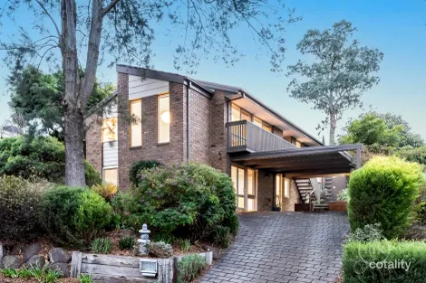 Property photo of 21 Macdhui Avenue Eltham North VIC 3095