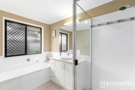 Property photo of 13 Pilbara Way Burrum Heads QLD 4659