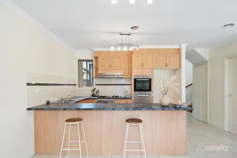 Property photo of 21 Sunbird Gardens Epping VIC 3076