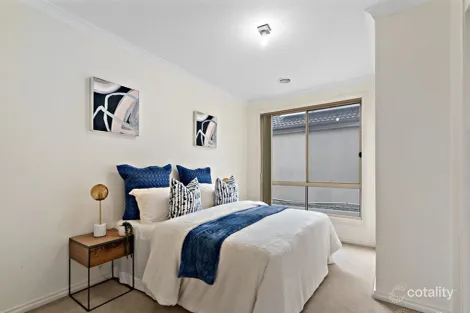Property photo of 21 Sunbird Gardens Epping VIC 3076