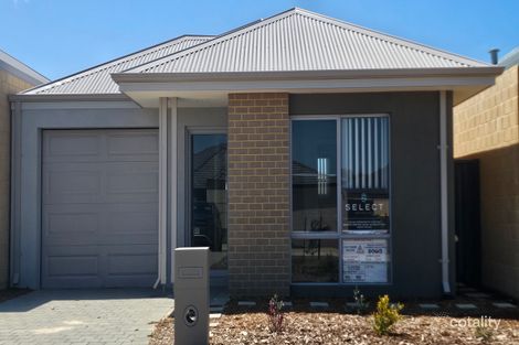 10 Kirk Loop, Lake Coogee, WA 6166