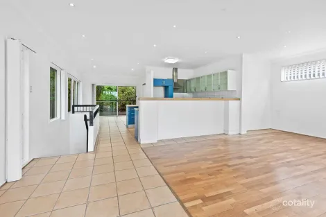 Property photo of 180 Ocean Parade Burleigh Heads QLD 4220