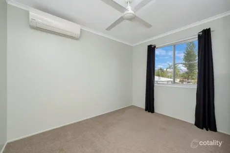 Property photo of 5 Champagne Crescent Kelso QLD 4815