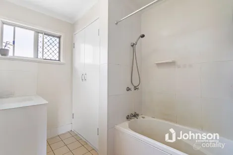 Property photo of 21 Prunda Parade Raceview QLD 4305