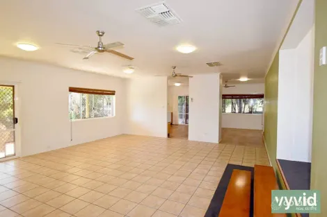 Property photo of 21 Paperbark Street Kin Kora QLD 4680
