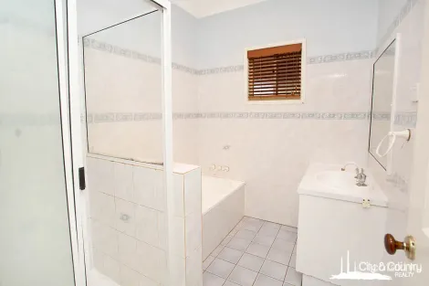 Property photo of 5 Vaiente Parade Breakaway QLD 4825