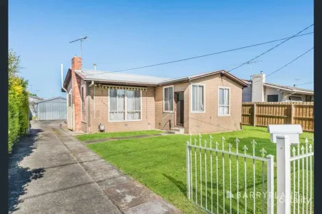 15 Bingara Ave, Norlane, VIC 3214