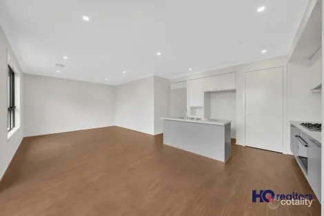 Property photo of 7 Constant Avenue Werribee VIC 3030