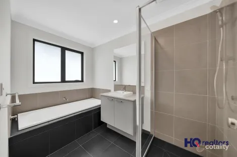 Property photo of 7 Constant Avenue Werribee VIC 3030